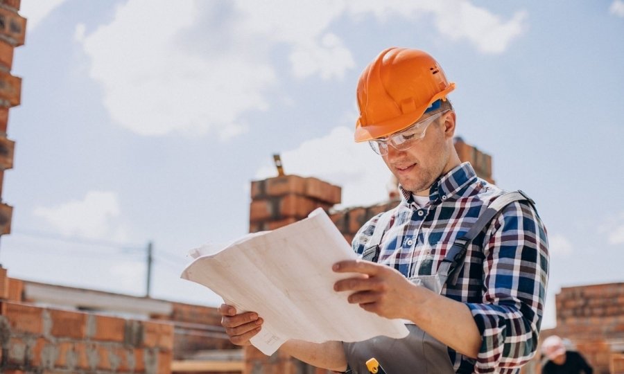 Construção civil tem recorde na geração de empregos e empresas goianas investem em capacitação interna